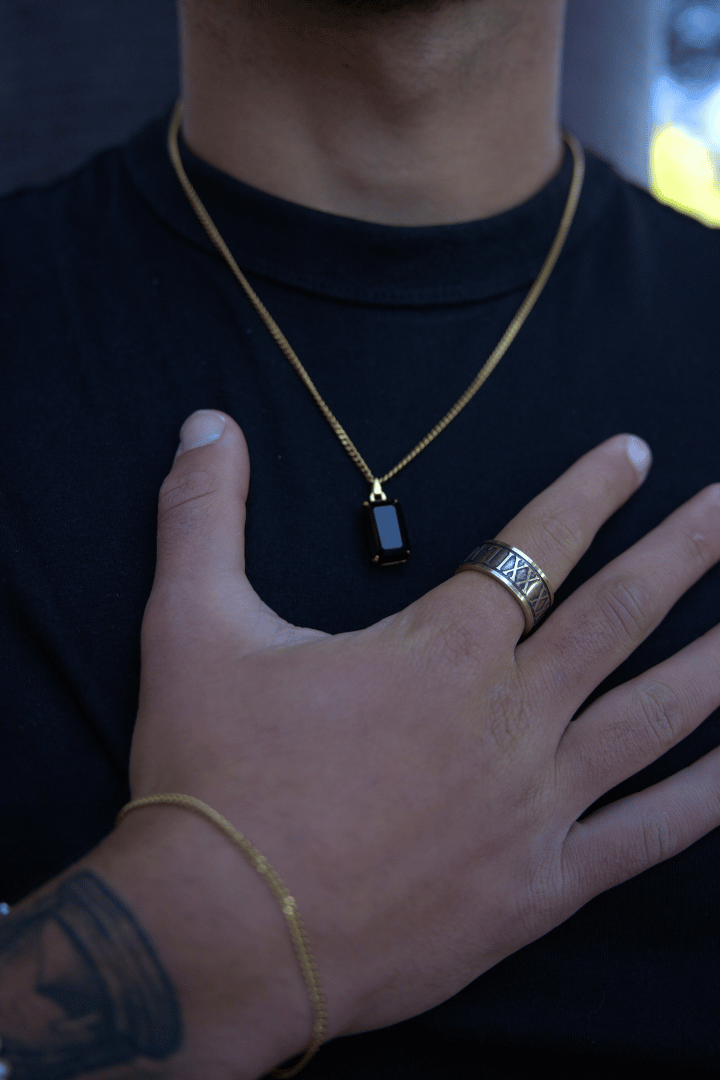 Void Onyx Pendant Oro