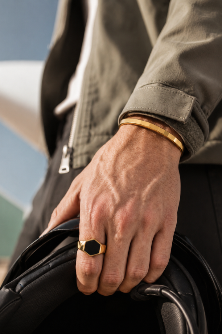 Anillo Classic Onyx Oro