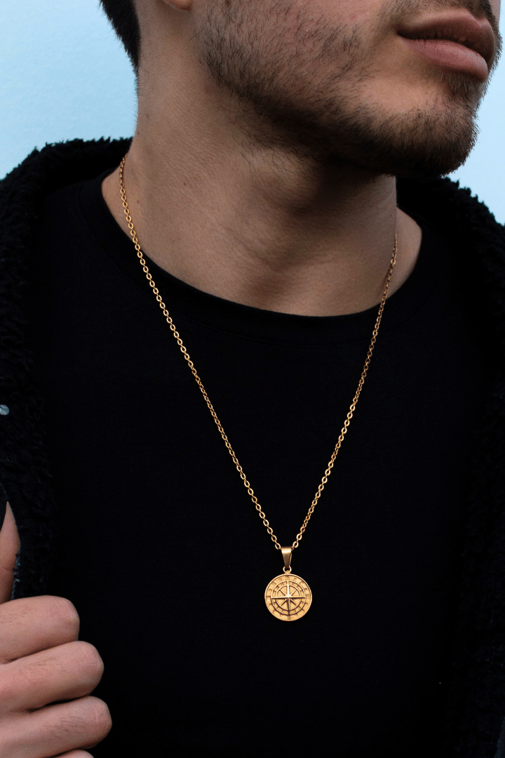 Compass Pendant Oro