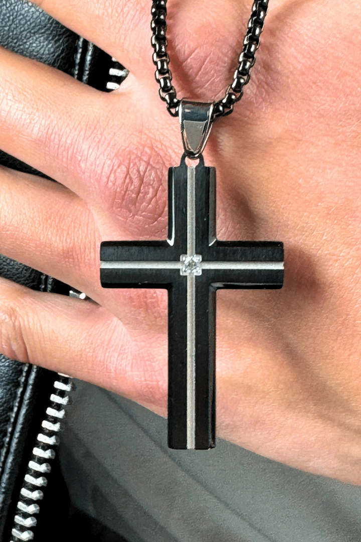 Roma Cross Pendant