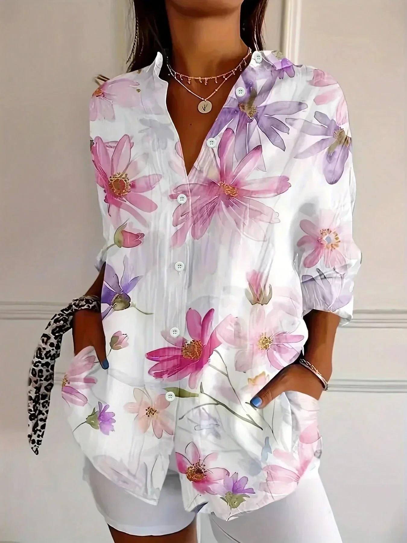 Sophie | Blouse with Colorful Print