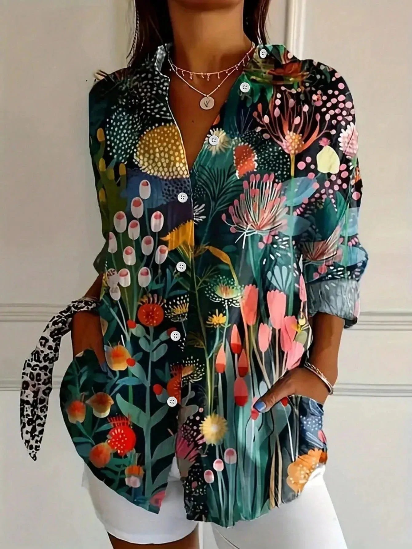 Sophie | Blouse with Colorful Print