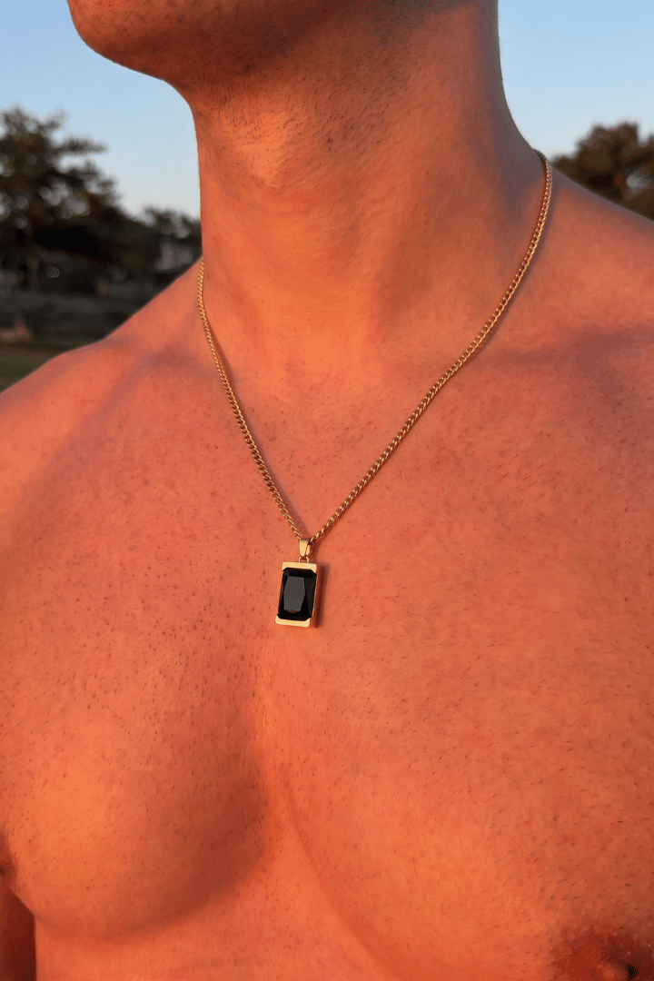 Vault Black Pendant Oro